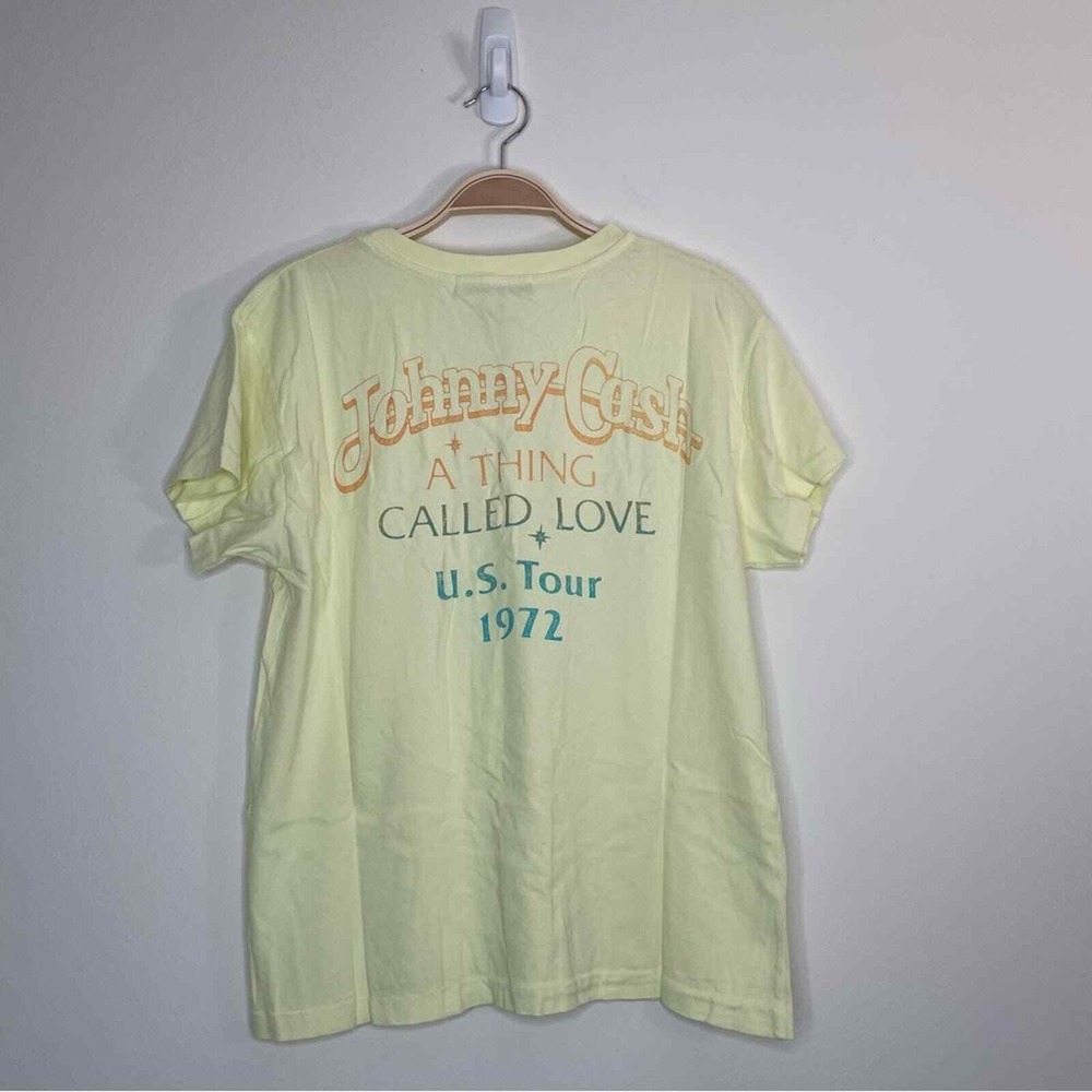 Daydreamer Johnny Cash A Thing Called Love Tour Graphic Tee Small Yellow NWT - Picture 3 of 6